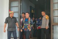 Ketua DPRD Mura Bebei Hadiri Penyambutan Kejari Murung Raya