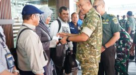 Menyambut datangnya Bulan Suci Ramadan 1447 Hijriah, Komandan Korem 052/Wijayakrama Brigjen TNI Faizal Rizal, S.I.P. memberikan pengarahan kepada seluruh prajurit dan Pegawai Negeri Sipil (PNS) dalam kegiatan Jam Komandan