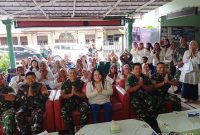 Pererat Kekeluargaan, Danramil 03/GP Mayor Inf Manatap Rajagukguk dan Ketua Persit KCK Ranting 4 Gelar Munggahan Jelang Bulan Suci Ramadhan 1447 H