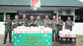 Berbagi di Bulan Suci Ramadhan, Koramil 01/Tangerang Bagikan Takjil Kepada Masyarakat