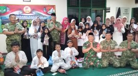 Peduli Sesama, Danramil 03/Grogol Petamburan Mayor Inf Manatap Rajagukguk Berikan Santunan Anak Yatim dari Pondok Yatim dan Dhuafa Yayasan Amal Sholeh Sejahtera Kemanggisan