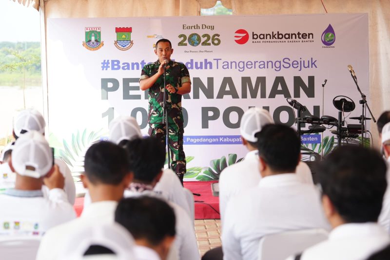 Kasiter Kasrem 052/Wkr Hadiri Penanaman 1.000 Pohon dalam Rangka Hari Bumi 2026