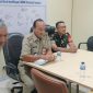 Pastikan Berjalan Aman dan Lancar, Babinsa Koramil 01/Taman Sari Sertu Aprianto Monitoring Pendistribusian Bantuan Pangan Nasional Bulog RI Tahun 2026