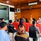 Selesaikan Keluhan Warga, Babinsa Koramil 01/Taman Sari Hadiri Rapat Mediasi di Kelurahan Maphar
