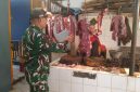 Pantau Harga Pangan di Jakarta Barat, Koramil 01/Taman Sari Pastikan Stok Sembako Aman dan Harga Stabil