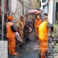Antisipasi Banjir Musim Hujan, Koramil 01/TS Bersama PPSU dan Warga Krukut Gelar Kerja Bakti Massal