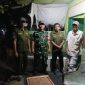 Perketat Keamanan Malam Hari, Babinsa Koramil 01/Taman Sari Gelar Siskamling Bersama Warga