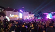 Semarak HUT Jakarta Ke-499, Babinsa Koramil 01/Taman Sari Laksanakan Pengamanan Jakarta Light Festival