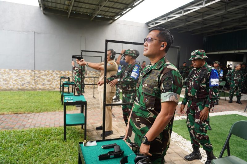PERERAT SINERGITAS, DANREM 052/WIJAYAKRAMA GELAR COFFEE MORNING DAN LATIHAN MENEMBAK BERSAMA FORKOPIMDA

​
