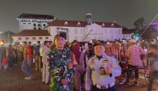Babinsa Koramil 01/Taman Sari Amankan Event Jakarta Light Festival Hari Ke-2 di Kota Tua Yang Sukses Pukau Ribuan Pengunjung