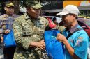 Sinergi Tiga Pilar Taman Sari, Danramil 01/TS Mayor Inf Manatap Rajagukguk Gelar ‘Jakarta Barat On The Spot’, Serap Aspirasi Warga dan Salurkan Sembako