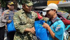 Sinergi Tiga Pilar Taman Sari, Danramil 01/TS Mayor Inf Manatap Rajagukguk Gelar ‘Jakarta Barat On The Spot’, Serap Aspirasi Warga dan Salurkan Sembako
