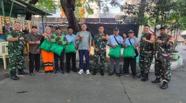 Silaturahmi On The Spot, Danramil 03/GP Mayor Kav Tri Atmojo Bagikan Sembako untuk Pengemudi JakLingko dan Masyarakat
