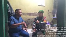 Ciptakan Keamanan Lingkungan, Babinsa Koramil 03/GP Imbau Petugas Siskamling