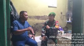 Ciptakan Keamanan Lingkungan, Babinsa Koramil 03/GP Imbau Petugas Siskamling