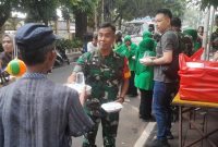 Wujud Kepedulian TNI Kepada Masyarakat, Koramil 03/GP Gelar Jumat Berkah Bagikan Ratusan Box Makanan Siap Saji
