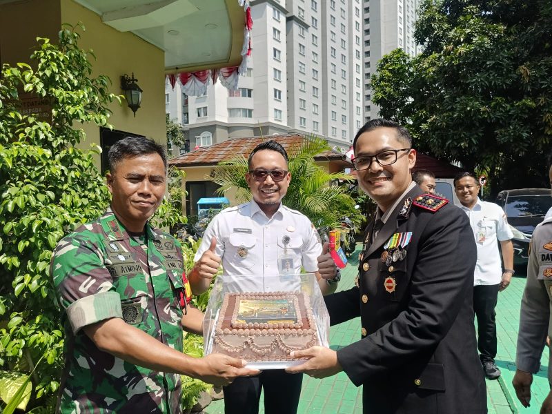 Sinergitas Tanpa Batas, Danramil 03/GP Mayor Kav Tri Atmojo Bersama Tiga Pilar 