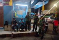 Perkuat Keamanan Rakyat, Babinsa Koramil 01/Taman Sari Gelar Siskamling Bersama Komponen Pendukung