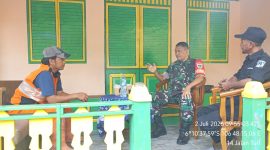 Perkuat Sinergitas, Babinsa Koramil 03/GP Serda Rinto Gelar Komsos Bersama Pamdal dan PPSU Jatipulo