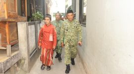 Danrem 052/Wijayakrama Brigjen TNI Faizal Rizal, S.I.P., M.I.P. : “Kekuatan TNI terletak pada kemanunggalannya dengan Rakyat. Oleh karenanya bantu, lindungi dan belalah Rakyat”.
