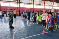 Sinergi Tiga Pilar, Babinsa Koramil 01/Taman Sari Pelda Wakdinator Hadiri Pembukaan Liga Futsal Katar U-13 Kelurahan Maphar