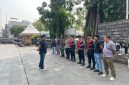 Antisipasi Aksi Unjuk Rasa Gerakan Mahasiswa Jabodetabek di Imigrasi Jakbar, Babinsa Koramil 01/Taman Sari Serka Heri Kris Bersama Aparat Gabungan Siaga di Lapangan