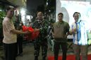 Argentina Menang Warga Pun Senang, Babinsa Koramil 03/GP Sertu Andri Nobar Bola Gembira Full Time Bersama Elemen Masyarakat Kota Bambu Utara