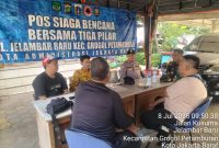 Pererat Silaturahmi, Babinsa Koramil 03/GP Koptu Hendrik Gelar Komsos di Jelambar Baru