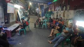 Ajang Kemanunggalan TNI dan Rakyat, Koramil 01/Taman Sari Gelar Nobar Sepakbola Gembira Bersama Warga