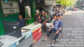 Tingkatkan Kebersamaan TNI dan Masyarakat, Koramil 01/Taman Sari Gelar Nonton Bareng Piala Dunia 2026 Argentina vs Swiss di Tiga Lokasi Berbeda