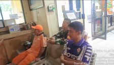 Jalin Kebersamaan, Koramil 03/Grogol Petamburan Gelar Nobar Kebangsaan Piala Dunia 2026 Antara Argentina vs Swiss Bersama Warga