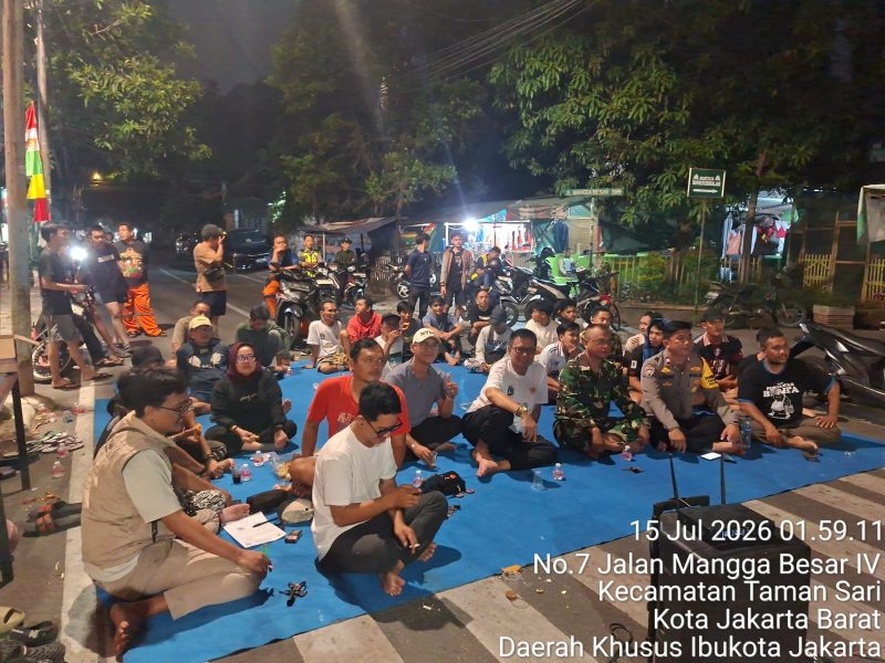 Perkuat Sinergitas dan Hidupkan UMKM, Koramil 01/Taman Sari Gelar Nobar Semifinal Prancis vs Spanyol Bersama Tiga Pilar dan Warga
