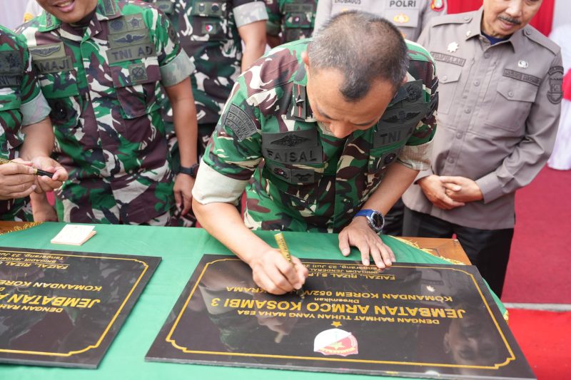 Danrem 052/Wijayakrama Resmikan Jembatan Aramco Garuda Merah Putih, Perkuat Konektivitas dan Perekonomian Masyarakat Kosambi