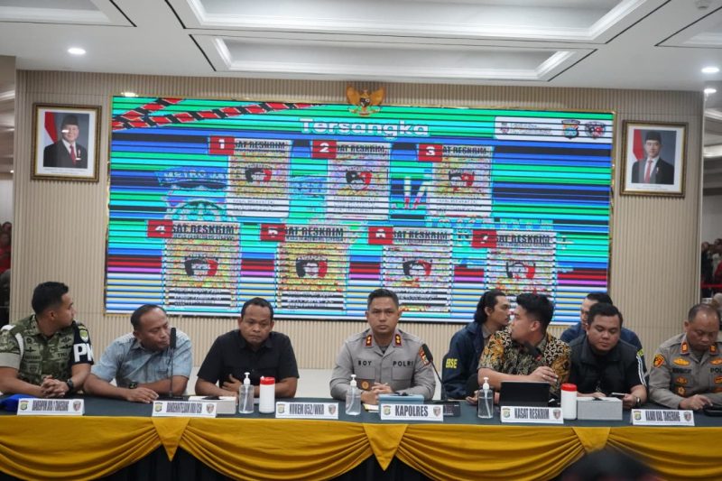 TNI–POLRI BERHASIL UNGKAP KASUS PEMBUNUHAN PRAJURIT TNI AD, TUJUH TERSANGKA DIAMANKAN