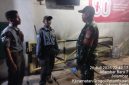 Malam Tak Pernah Lengah, Babinsa Koramil 03/GP Perkuat Siskamling dan Bangun Kewaspadaan Warga Jelambar