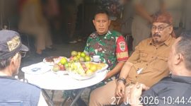 Komsos Bareng Tokoh Masyarakat, Babinsa Jatipulo Perkuat Sinergi demi Wilayah Aman dan Warga Semakin Tangguh