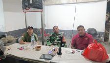 TNI Dukung Pelestarian Budaya, Babinsa Koramil 01/Taman Sari Hadiri Pergelaran Swarnakala Jakarta di Plaza Taman Fatahillah Kota Tua