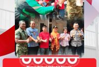 Momen Berbagi Terhadap Sesama, Danramil 01/Taman Sari Mayor Inf Manatap Rajagukguk Kolaborasi Vihara Dharma Bhakti dan Tiga Pilar Salurkan 700 Nasi Box Jumat Berkah Untuk Warga Glodok