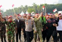 Pangdam Jaya Letjen TNI Deddy Suryadi dan Kapolda Metro Jaya Pimpin Apel Kebangsaan “Jaga Jakarta untuk Indonesia”