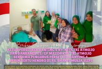 Ketua Persit KCK Ranting 4 Koramil 03/GP Ny. Nita Tri Atmojo dan Danramil 03/GP Mayor Kav Tri Atmojo Hadir Berikan Semangat, Besuk Sertu Hendro yang Tengah Jalani Perawatan
