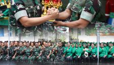 Sambut HUT Kemerdekaan RI ke-81, Danramil 01/Taman Sari Terima Penghargaan Koramil Terbaik dari Dandim 0503/Jakarta Barat