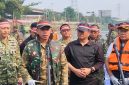 Bersama Rakyat Menjaga Alam, Pangdam Jaya dan Kapolda Metro Jaya Pimpin Karya Bakti Bersih Sungai Sambut HUT RI ke-81
