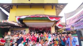Momentum Perkuat Nasionalisme, Babinsa Koramil 03/GP Pelda Nur Jaelani Pimpin Upacara HUT ke-81 RI di Kelurahan Kota Bambu Selatan