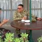 Meriahkan HUT ke-81 Kemerdekaan RI, Danramil 01/Taman Sari Dampingi Dandim 0503/JB Monitoring Pelaksanaan Kegiatan Jamuan Rakyat di Kota Tua Jakarta Barat