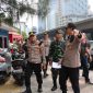 Pastikan Situasi Wilayah Tetap Aman, Dandim 0503/JB Letkol Inf Saputra Hakki, S.H., M.P.M., Sinergi Bersama Kapolres Metro Jakarta Barat Monitoring Pelaksanaan Pengamanan Aksi Unjuk Rasa 27 Agustus 2026
