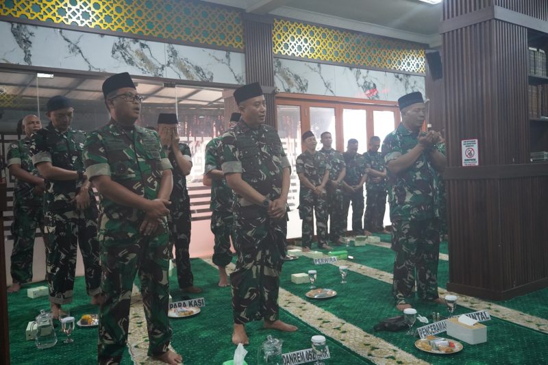 Korem 052/Wijayakrama Tanamkan Keteladanan Rasulullah Melalui Peringatan Maulid Nabi Muhammad SAW 1448 H/2026 M