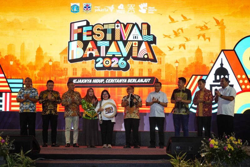 Danramil 01/Taman Sari Mayor Inf Manatap Rajagukguk Hadiri Pembukaan Festival Batavia Tahun 2026